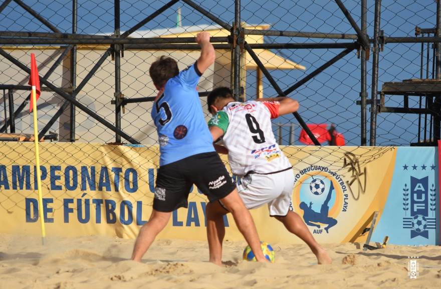 Hoy arranca el Torneo Apertura del Campeonato Uruguayo de fútbol playa. Los  🦁🦁🦁 jugarán hoy a las 19:15 horas ante Uruguay Montevideo.…